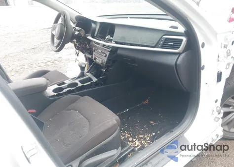 2020 Kia Optima Lx z USA, uszkodzony, nr VIN 5XXGT4L35LG443069